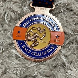 Disney 2017 goofy challenge medal